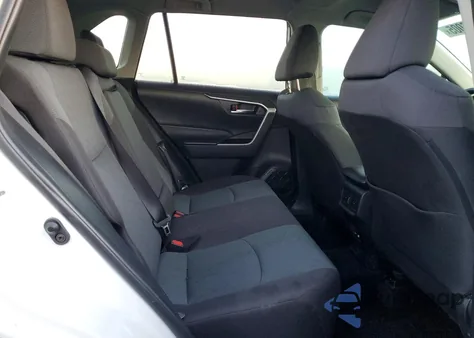 2024 Toyota Rav4 Xle from USA, damaged, VIN 2T3P1RFV1RC464136